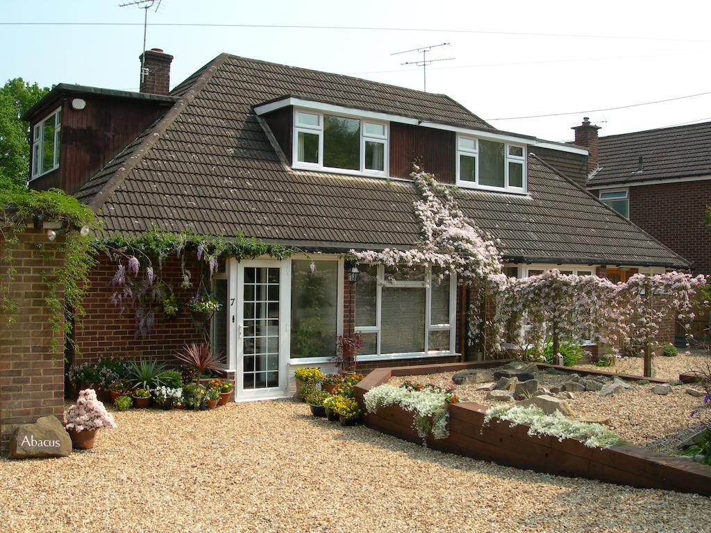 Abacus Bed And Breakfast, Blackwater, Hampshire Camberley Eksteriør bilde